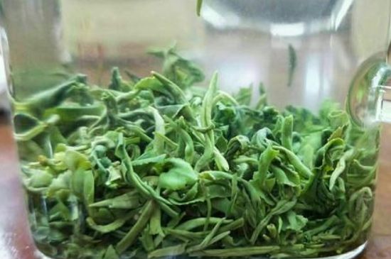 什么茶葉容易放香精，香精茶有什么危害？