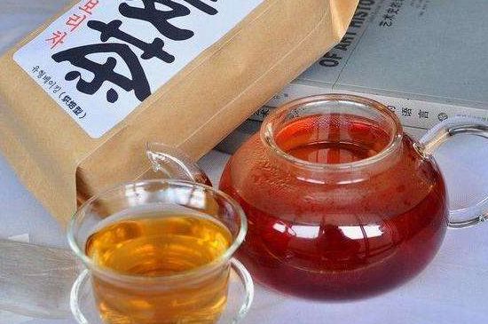 飯店喝的聞起很香的茶，餐館里的蕎麥茶還是大麥茶？