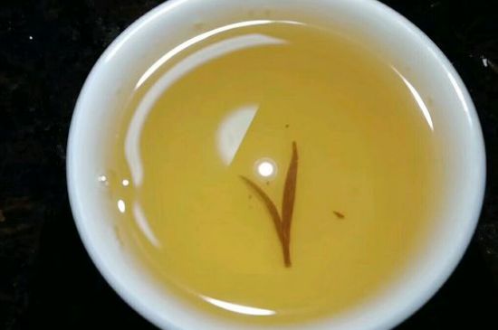 好壞金駿眉圖片對(duì)比，怎么挑選金駿眉茶葉