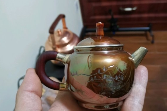 常見的七大材質(zhì)的茶具優(yōu)缺點，用什么材質(zhì)的茶具泡茶最好？