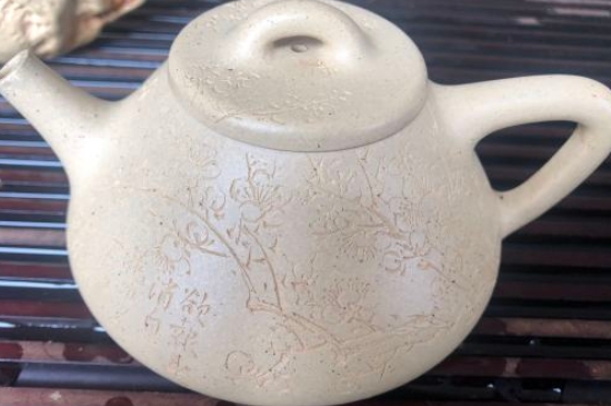 新買的紫砂壺為什么會裂，真的紫砂壺是不是很容易開裂？