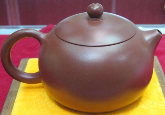 宜興紫砂壺四大經(jīng)典壺型叫什么，傳統(tǒng)紫砂四大名壺介紹