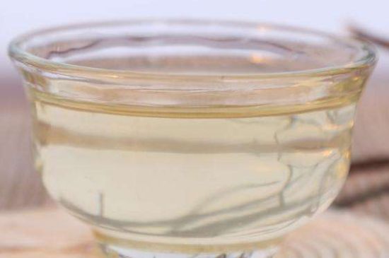 茉莉龍珠什么季節(jié)喝，夏天適合喝茉莉龍珠茶