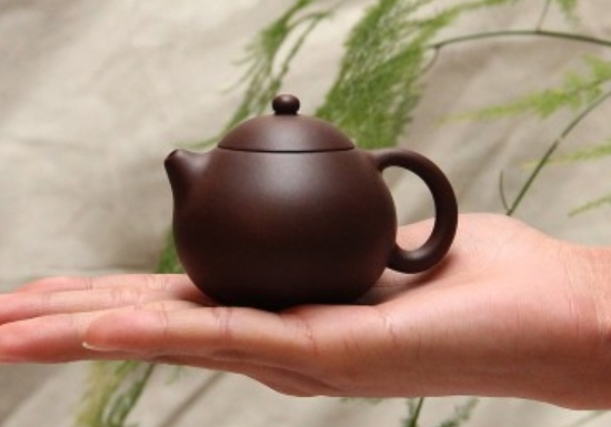 宜興紫砂壺四大經(jīng)典壺型叫什么，傳統(tǒng)紫砂四大名壺介紹