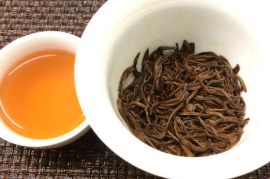 新茶和陳茶的區(qū)別，新茶和陳茶的介紹