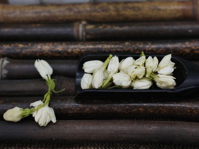 茉利花茶有什么功效作用，不適合什么人喝？