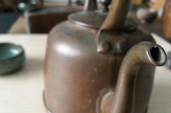 用銅壺燒水有什么禁忌，銅壺煮水的兩大忌諱和好處
