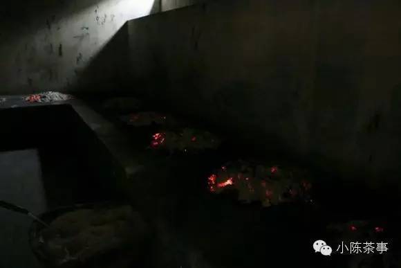 怎樣炭焙巖茶？揭秘武夷巖茶的炭焙技藝