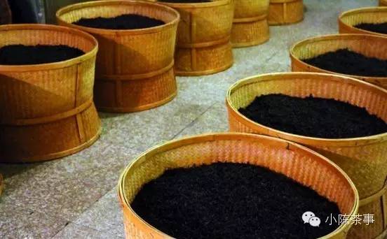 怎樣炭焙巖茶？揭秘武夷巖茶的炭焙技藝