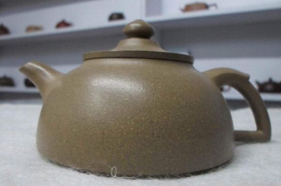 紫砂壺密密麻麻黑點(diǎn)，布滿了很多小黑點(diǎn)的紫砂好嗎