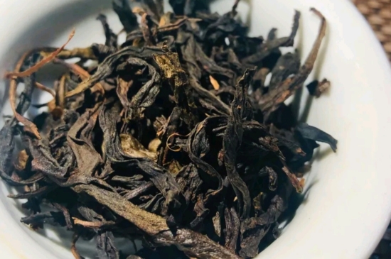 長期喝巖茶會上火嗎？巖茶這樣喝了容易上火！