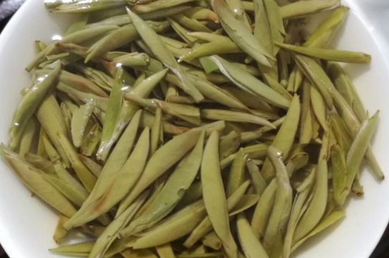 白毫銀針年份久的有什么香，陳年白毫銀針的香氣