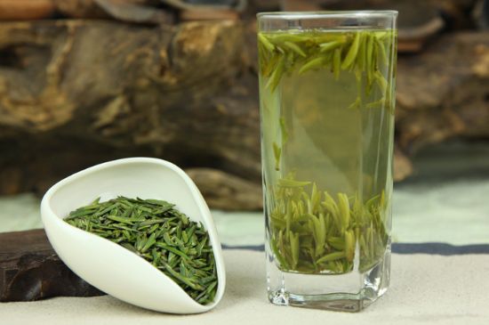 竹葉青和雀舌哪個貴，竹葉青茶貴嗎？