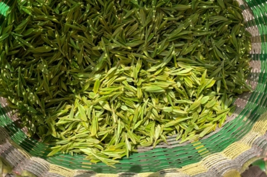 龍井是明前的好還是雨前的好，明前茶和雨前茶哪個好喝？