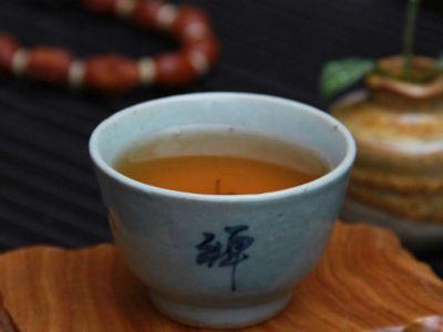 黑茶可以加水反復(fù)煮嗎，黑茶能煮幾次